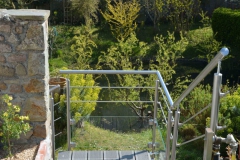 Escalier inox et verre sur terrasse Silvadec - MCO - Créances