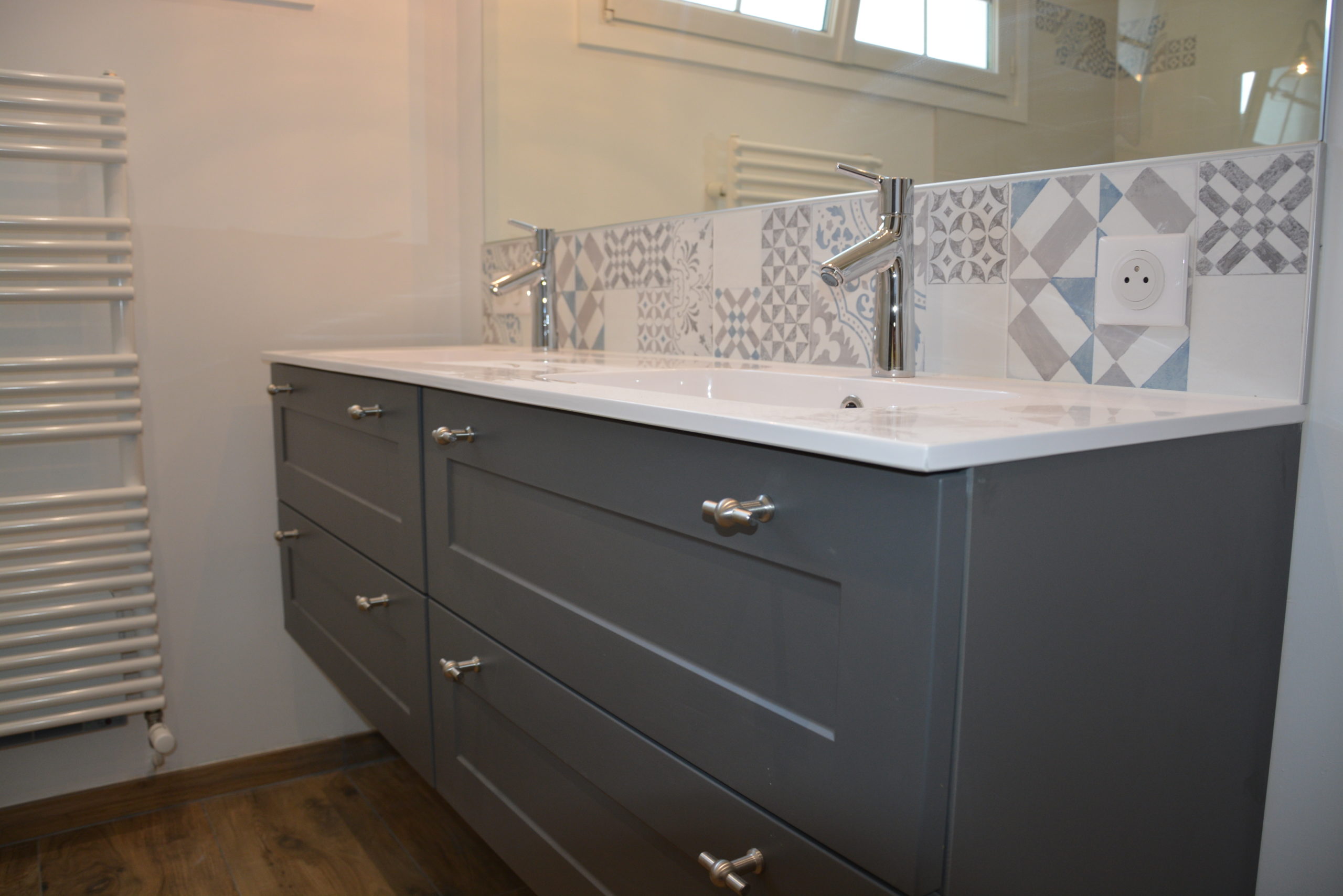 Avant / Après, rénovation d'une salle de bains de charme - MCO